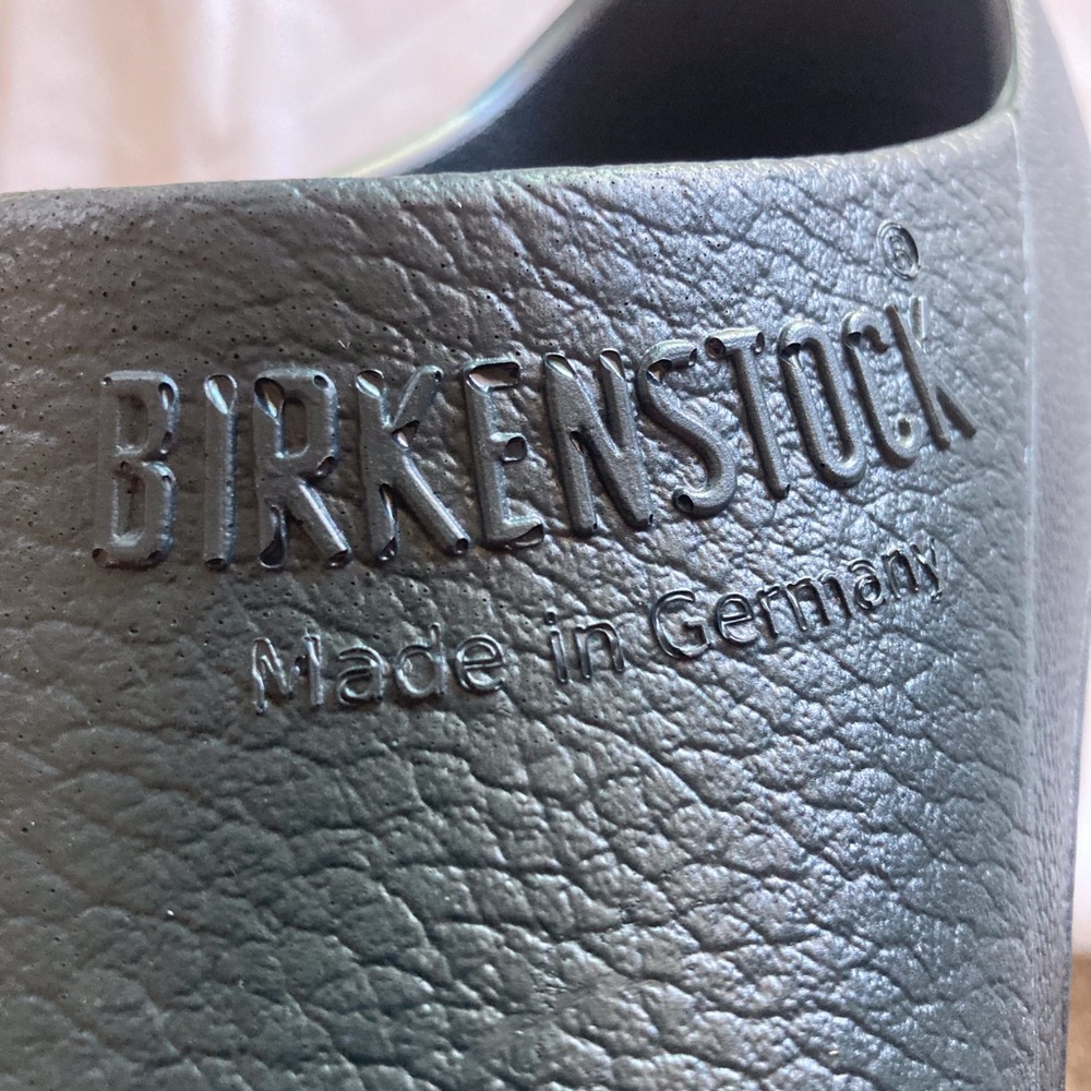 BIRKENSTOCK PROFI BIRKI PROFESSIONAL NAVY BLUE CLOGS, SIZE 39 EU,(US-M5.5/ W 8) - Picture 2 of 9